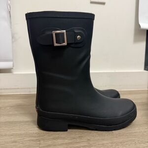 Chooka Delridge Mid Black Rain Boots with Tan Lining